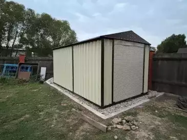 Гараж для садовой и мото техники в двойной расцветке в дер. Саларьево, р-н Коммунарка, Новомосковский адм. окр. МО